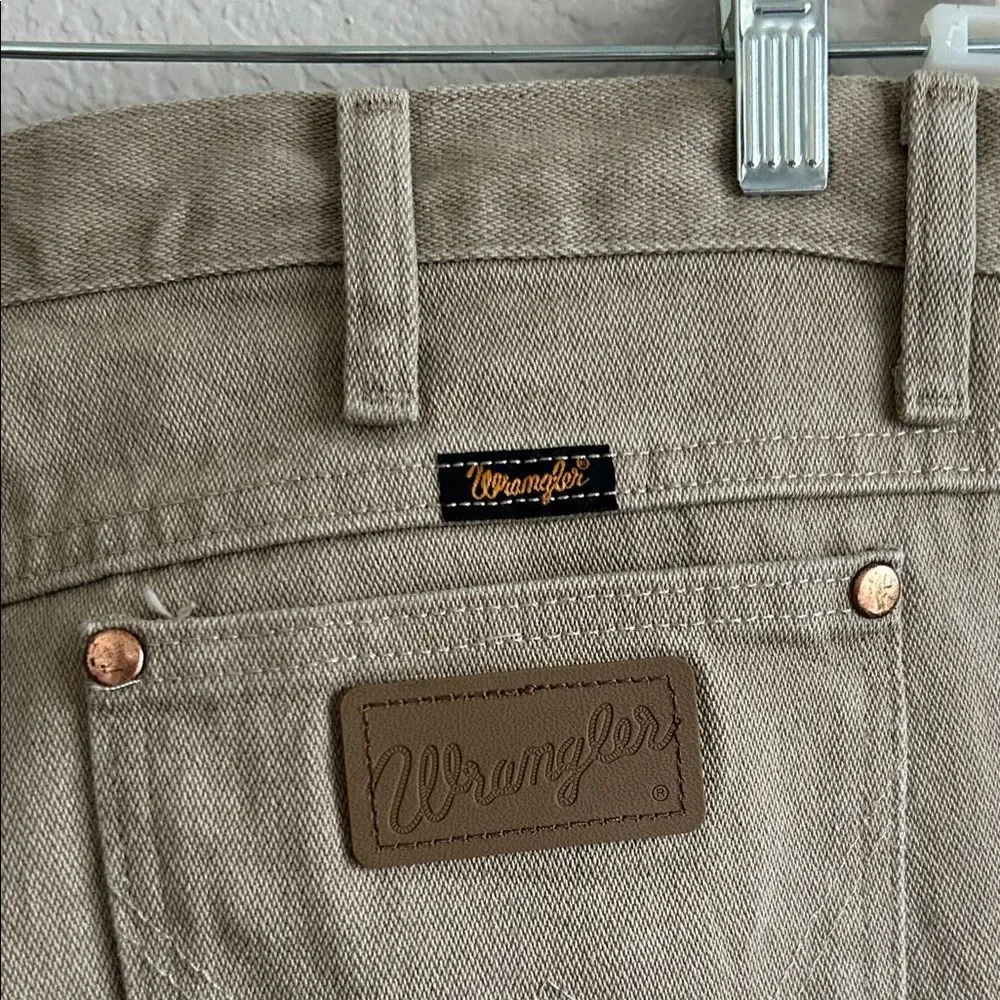 Wrangler Az 34 x32 Men Tan Straight-Leg Jeans new no tags